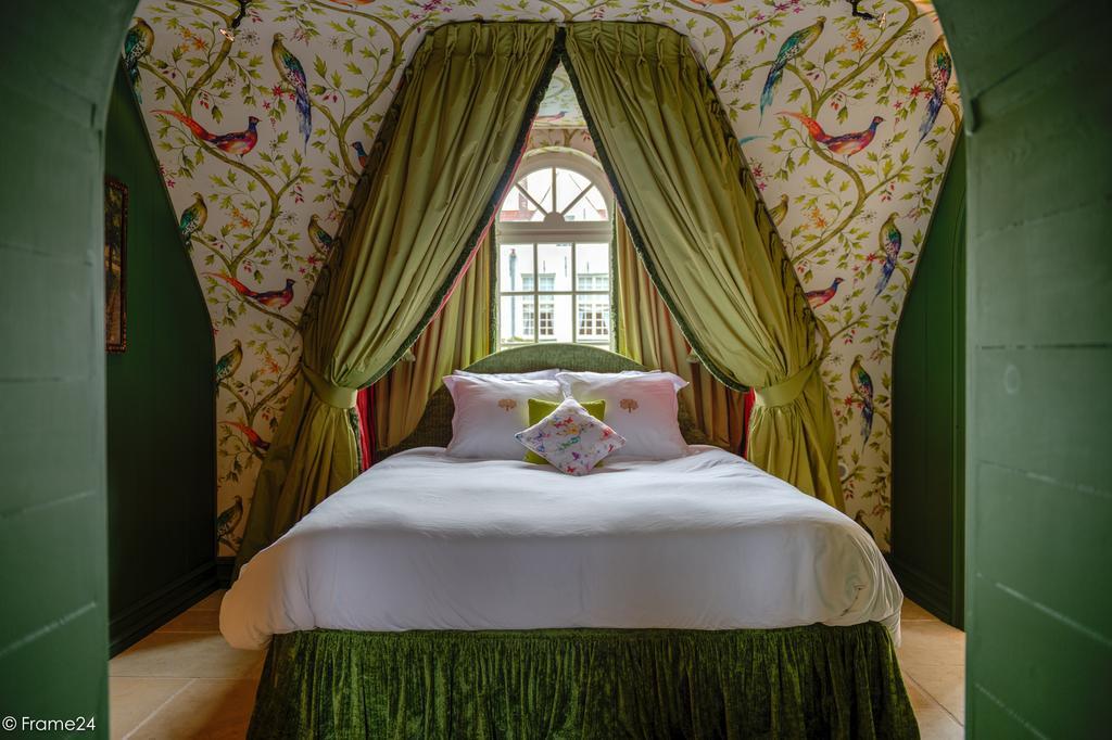 Exclusive Suites The Secret Garden Bruges Room photo